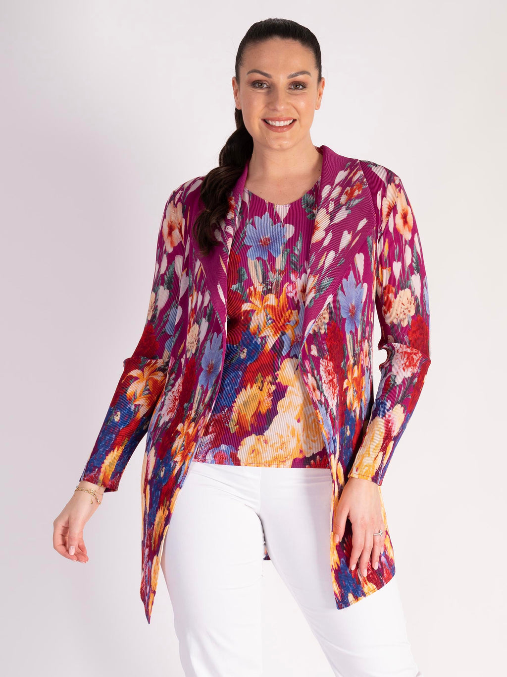 Border Print Pleated Shrug